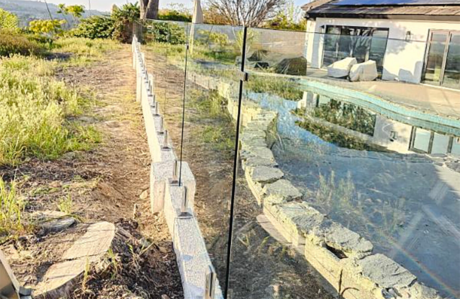 Laguna_hills_glass_project_01